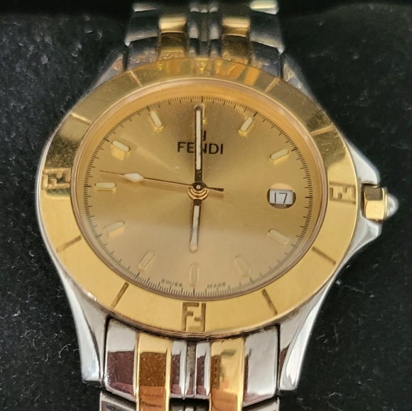 Fendi Watch - Picture 4 of 7